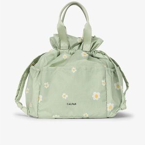 NWT Calpak Insulated Lunch Bag in Daisy